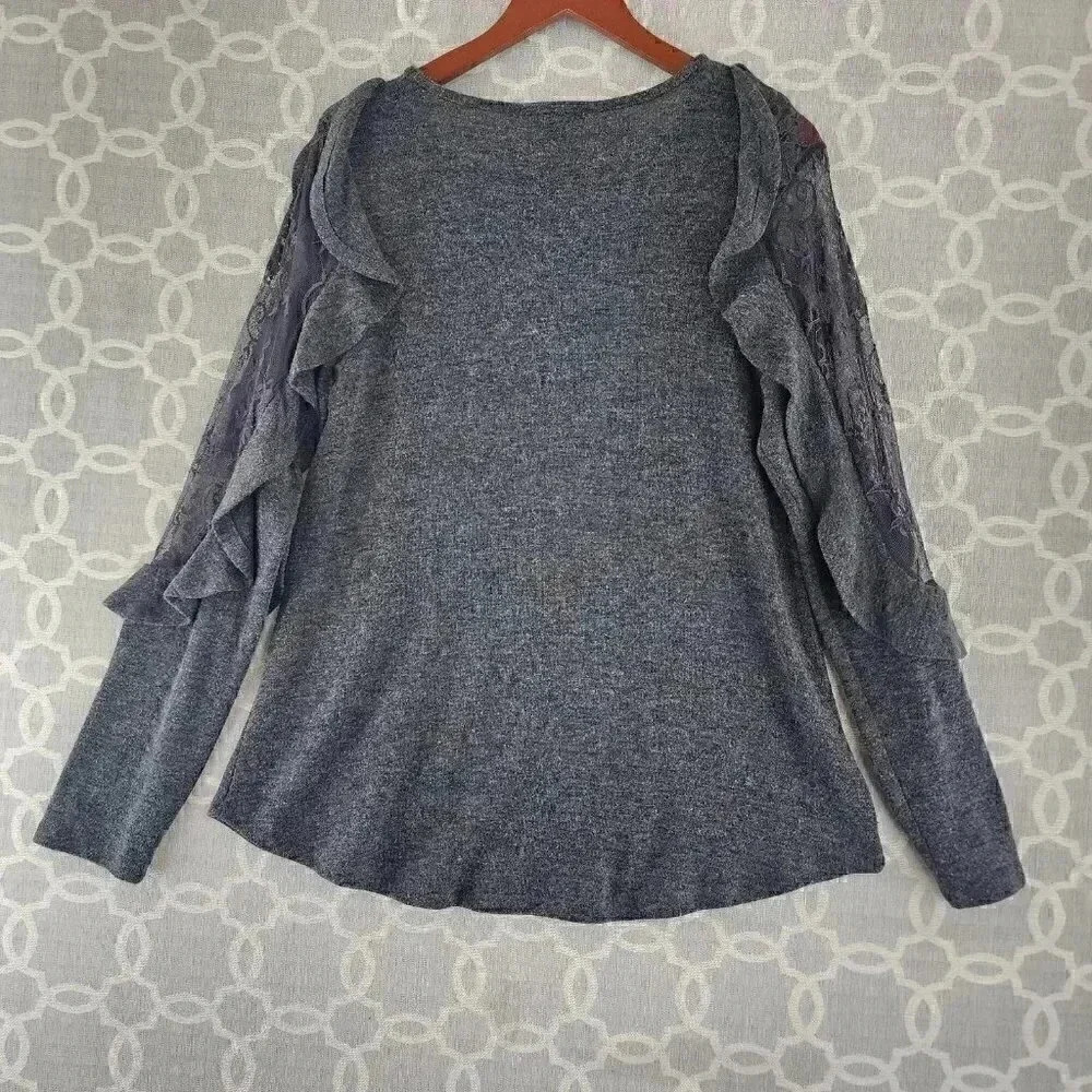 Umgee Scoop neck Dark Gray Lace Ruffle Long Sleeve Sweater Women's S - Picture 2 of 8